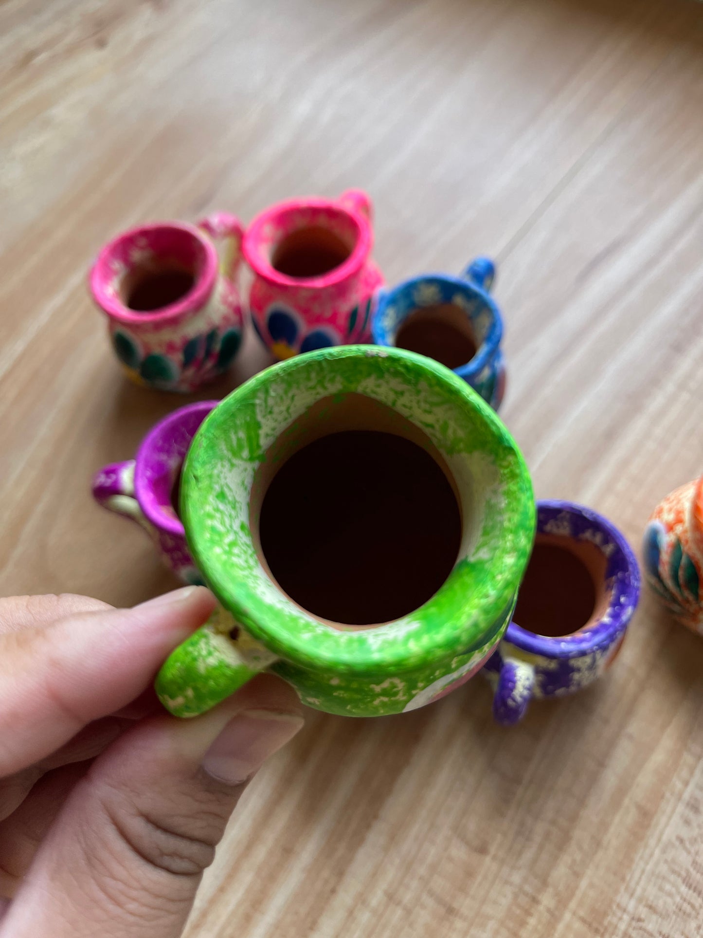 Mexican glass shot cup/terracotta tequila cups assorted colors/jarrito tequilero Michoacán/jarrito de barro tequilero pintado/artesania mexicana/florerito de barro