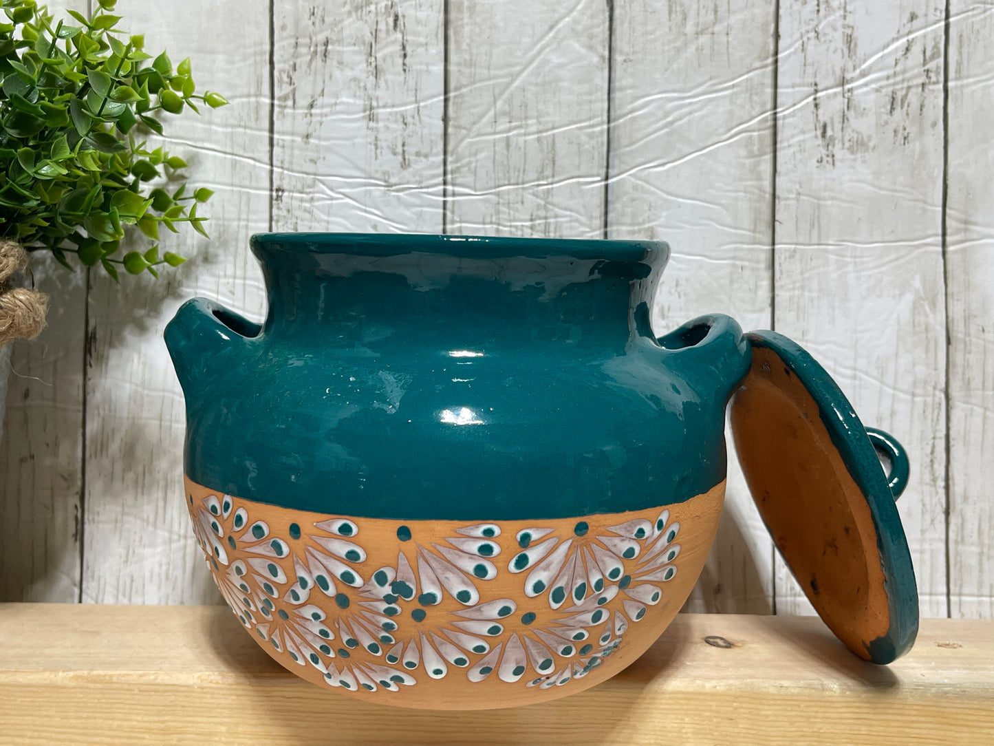 Mexico pottery terracotta bean pot/ frijolera de barro/ hand painted/hand designed