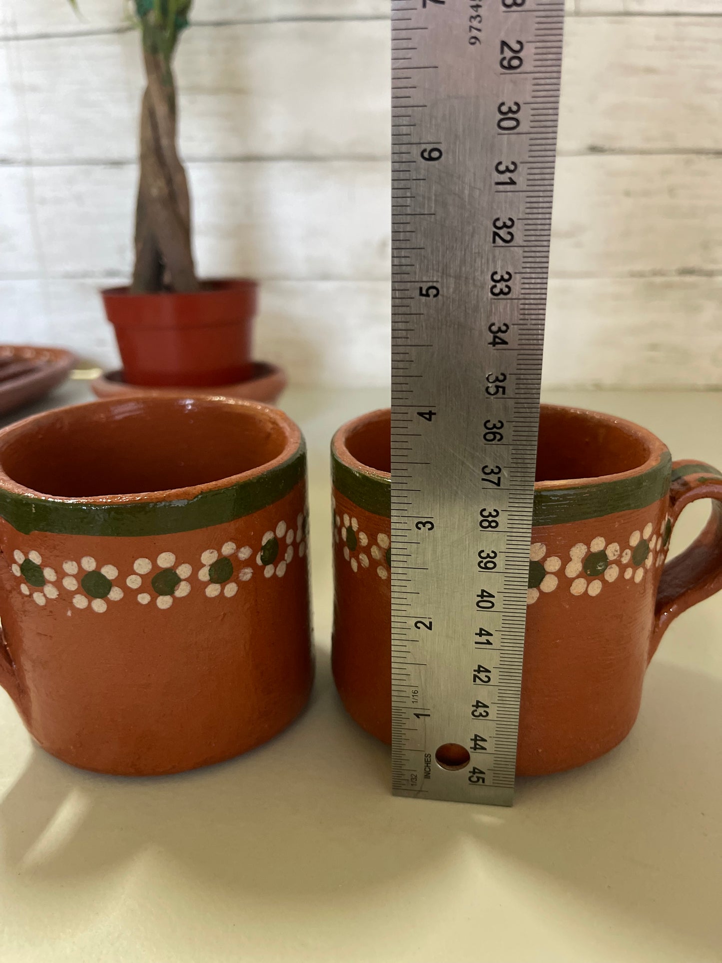 Mexico Traditional clay tableware/dinnerware table setting red clay plates/platos de barro Tonala/vajilla de barro cuadro