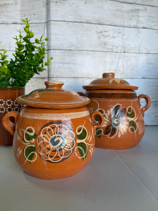 Handcrafted Mexican clay mini & small frijolera cooking pot/ollitas tonala frijoleras de barr
