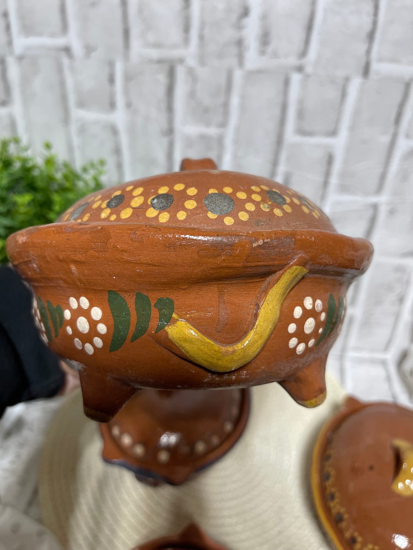 Mexican Handcrafted terra-cotta rustic pig salsa bowl with lid/puerquito de barro salsero