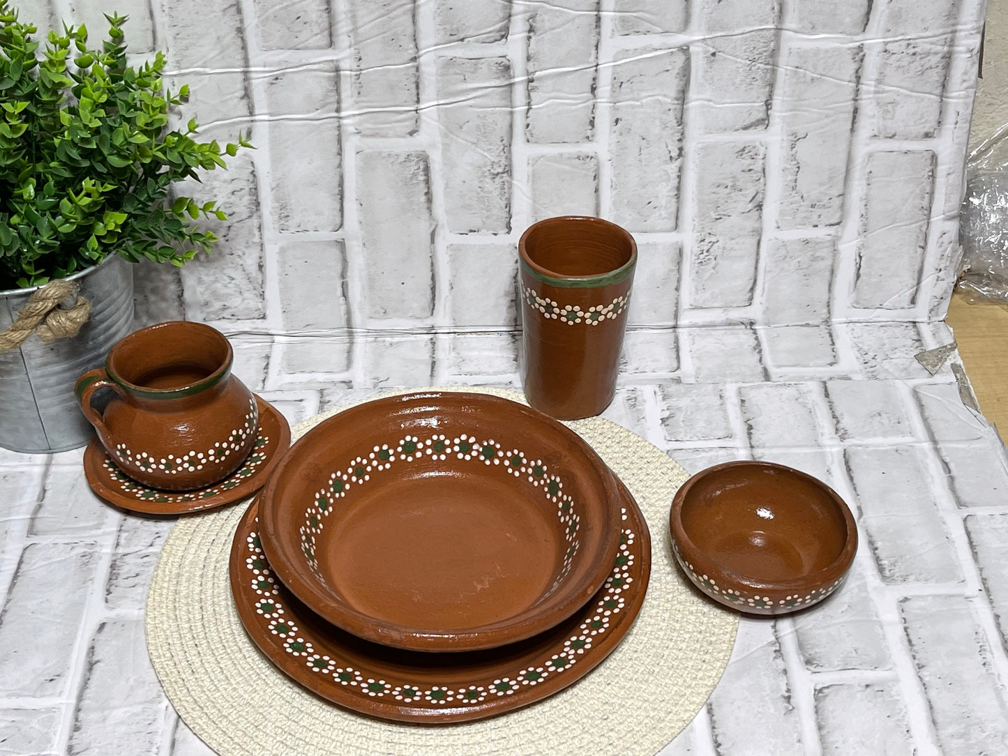 Mexico Handmade terracotta dinnerware/vajilla de barro tonala