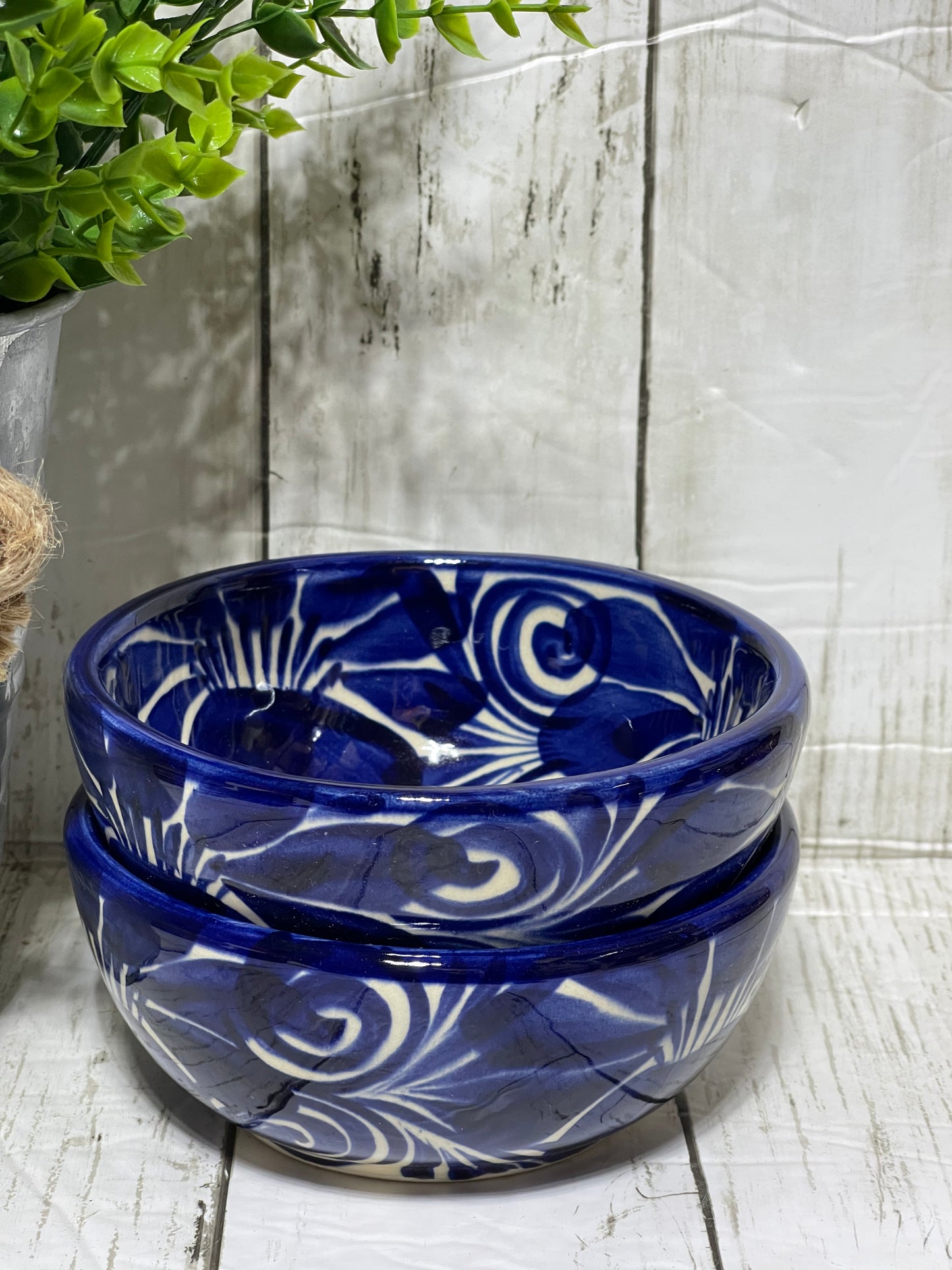 Talavera pottery/bowl/Guanajuato ceramic consoméro/ blue ceramic