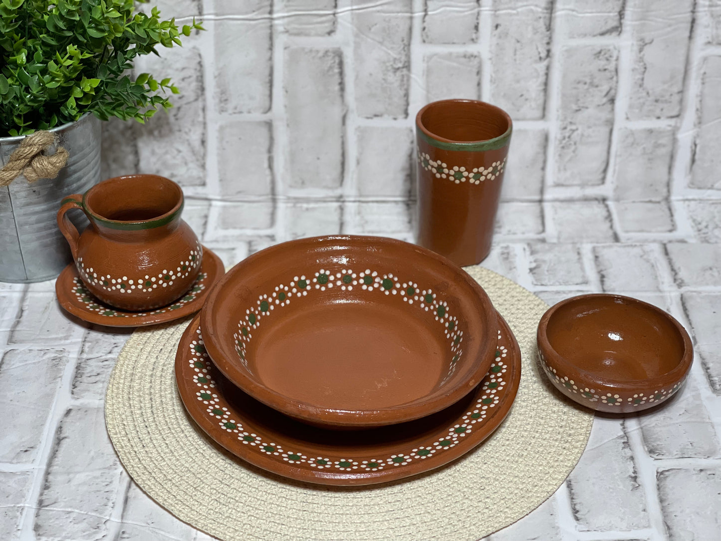 Mexico Handmade terracotta dinnerware/vajilla de barro tonala