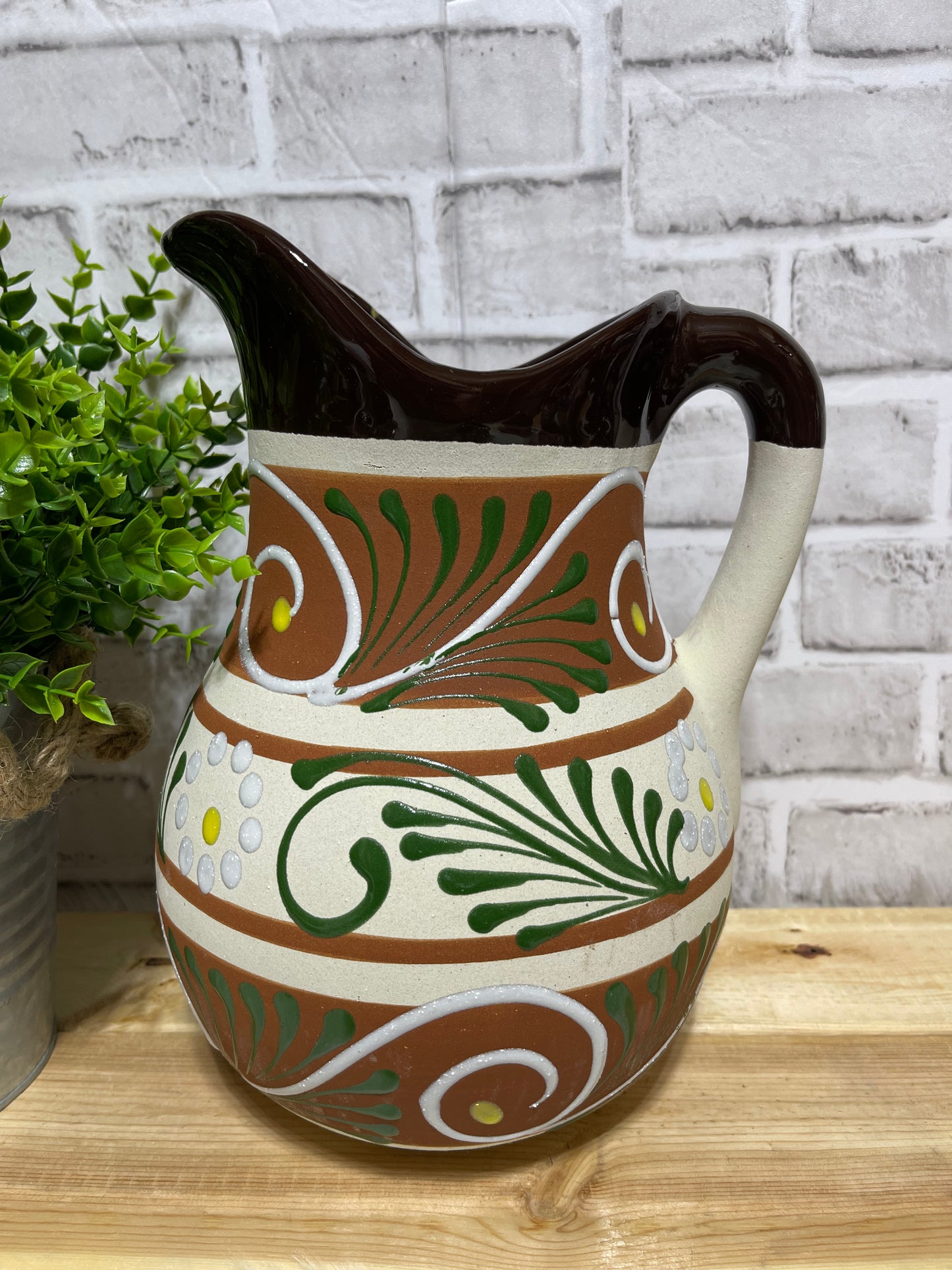 Mexican pottery ceramic/terracotta jar-pitcher/jarra de barro