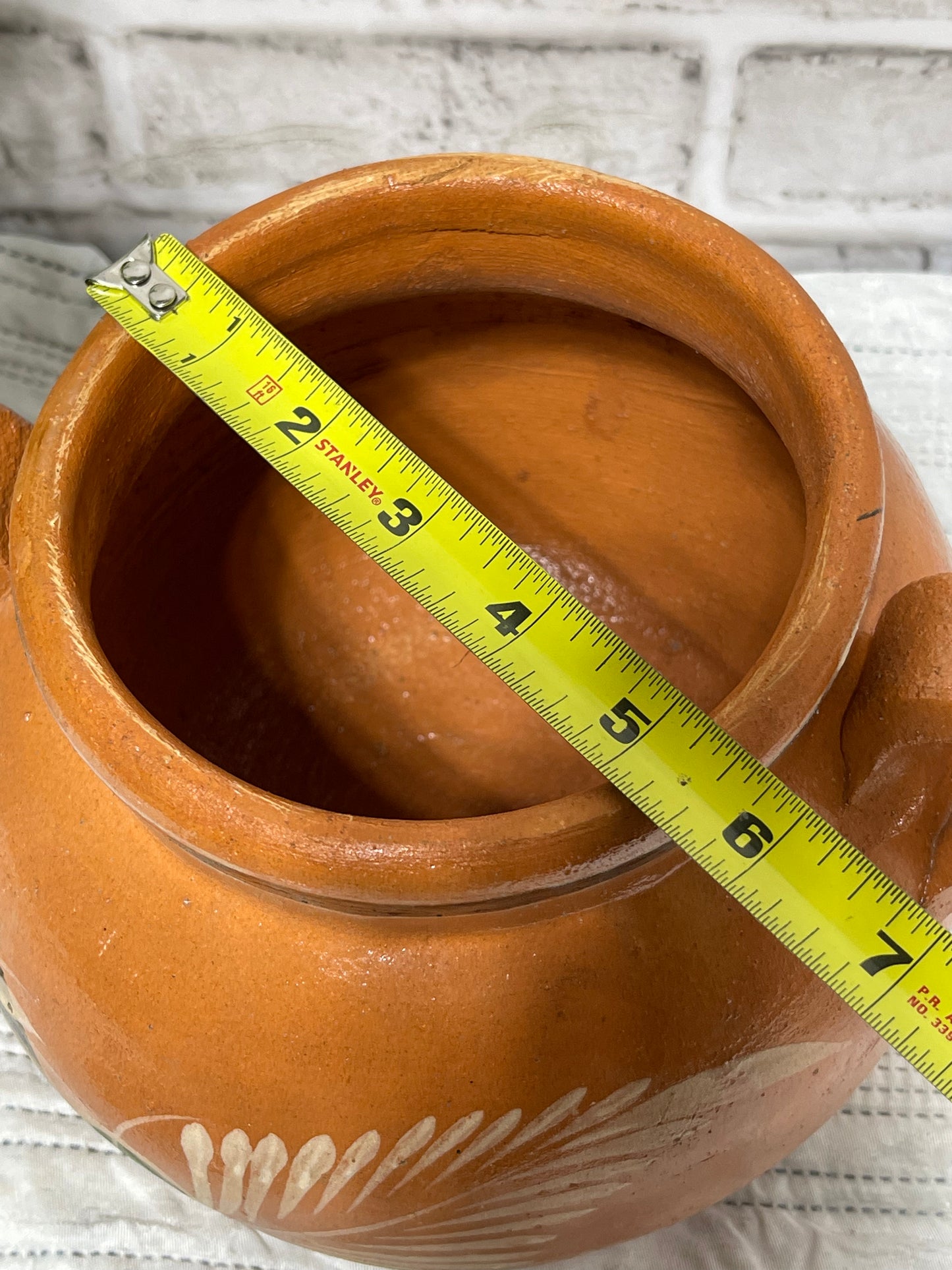 Small Authentic Mexican rustic handmade round Tonala pot with lid/olla redonda con tapa chica